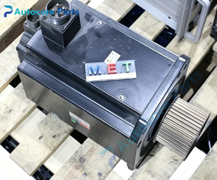 Sanyo Denki P60B2211KHXS23 AC Servo Moto